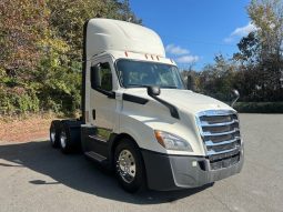 Used 2020 Freightliner Cascadia 126 Day Cab in Charlotte North Carolina