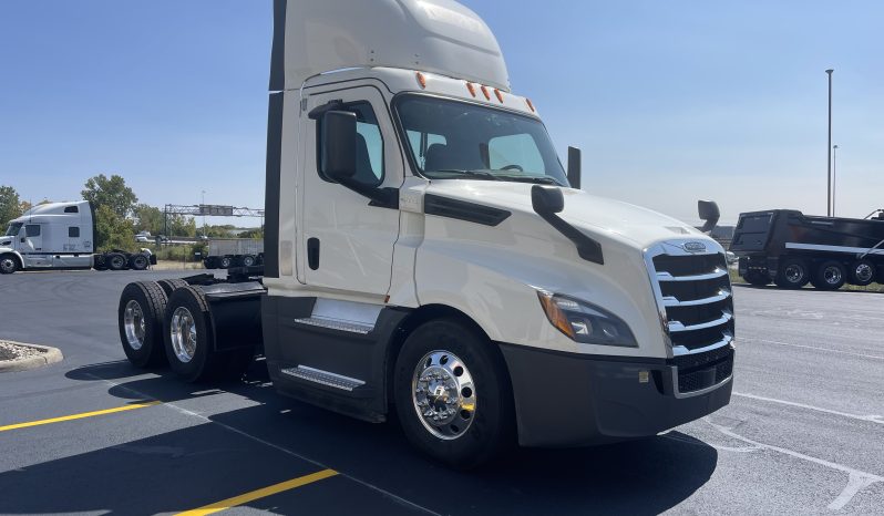 
								Used 2020 Freightliner Cascadia 126 Day Cab in Cincinnati Ohio full									