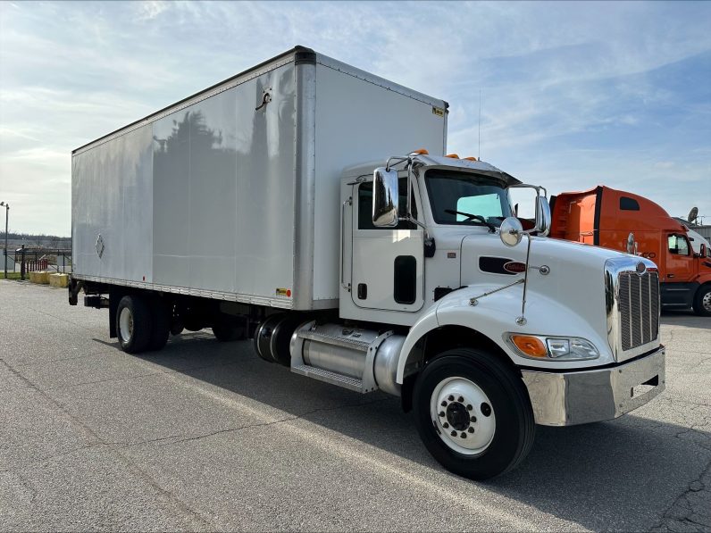 
								Used 2017 Peterbilt 337 Box Truck in Strafford Missouri full									