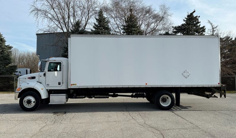 
								Used 2017 Peterbilt 337 Box Truck in Strafford Missouri full									