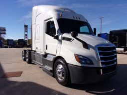 Used 2021 Freightliner CASCADIA 116 Sleeper in Van Buren Arkansas