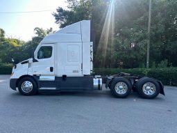 Used 2021 Freightliner CASCADIA 116 Sleeper in Charlotte North Carolina