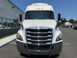 Used 2021 Freightliner CASCADIA 116 Sleeper in Evansville Indiana