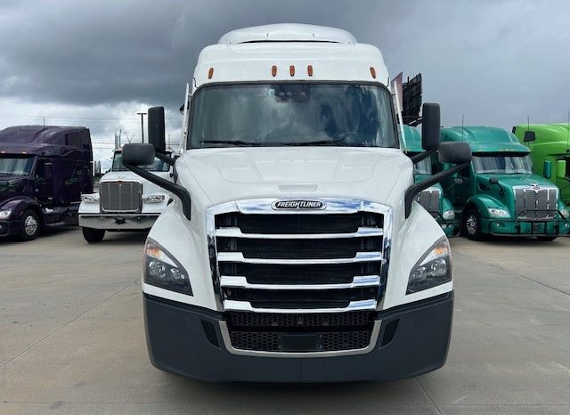 
								Used 2021 Freightliner CASCADIA 116 Sleeper in Raleigh North Carolina full									