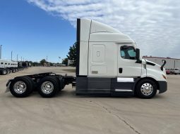 Used 2021 Freightliner CASCADIA 116 Sleeper in Strafford Missouri