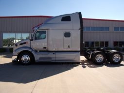 New 2025 Peterbilt 579 Sleeper in Van Buren Arkansas