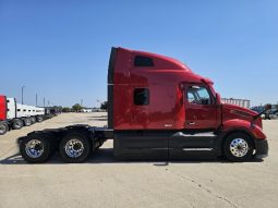 New 2025 Peterbilt 579 Sleeper in Strafford Missouri