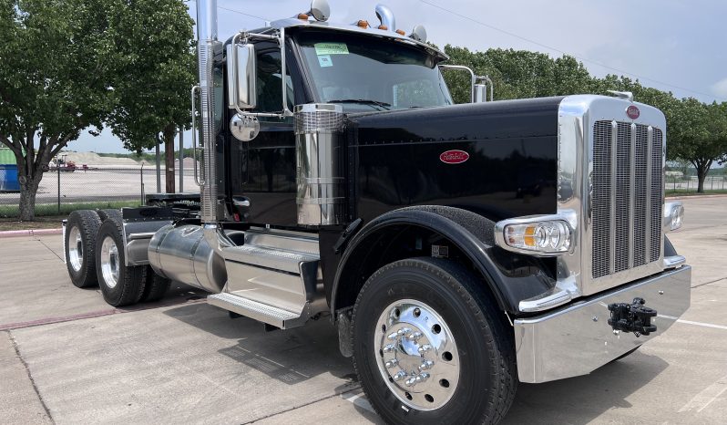 
								New 2025 Peterbilt 589 Day Cab in Raleigh North Carolina full									