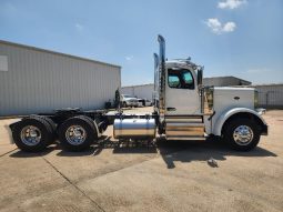 New 2025 Peterbilt 589 Day Cab in Strafford Missouri