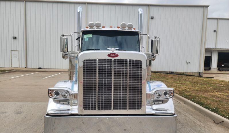 
								New 2025 Peterbilt 589 Sleeper in Jeffersonville Indiana full									