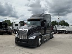 New 2025 Peterbilt 579 Sleeper in Lowell Arkansas