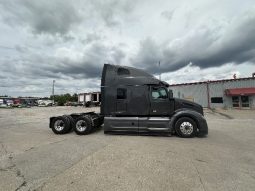 New 2025 Peterbilt 579 Sleeper in Strafford Missouri