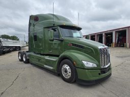 New 2025 Peterbilt 579 Sleeper in Strafford Missouri