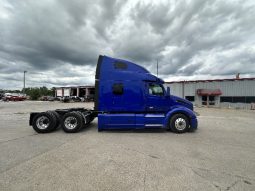 New 2025 Peterbilt 579 Sleeper in Strafford Missouri