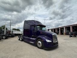 New 2025 Peterbilt 579 Sleeper in Strafford Missouri