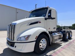 New 2025 Peterbilt 579 Day Cab in Portage Indiana