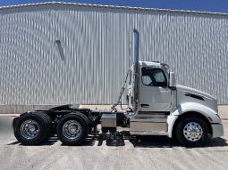 New 2025 Peterbilt 579 Day Cab in Portage Indiana