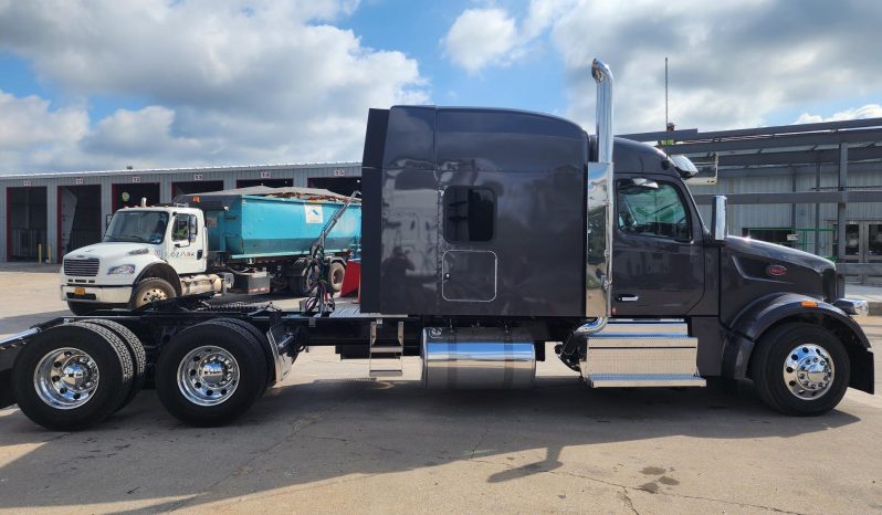 
								New 2025 Peterbilt 567 Sleeper in Lowell Arkansas full									