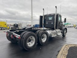 New 2025 Peterbilt 589 Day Cab in Tipp City Ohio