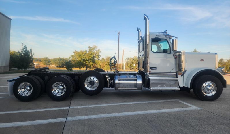 
								New 2025 Peterbilt 589 Day Cab in Cincinnati Ohio full									