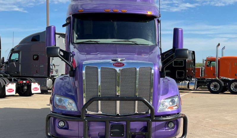 
								Used 2020 Peterbilt 579 Sleeper in Evansville Indiana full									