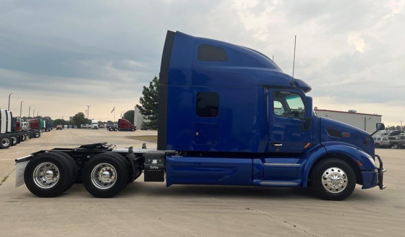 
								Used 2021 Peterbilt 579 Sleeper in Strafford Missouri full									