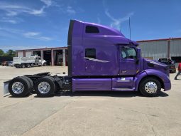 Used 2021 Peterbilt 579 Sleeper in Lowell Arkansas