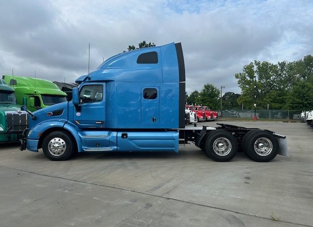 
								Used 2021 Peterbilt 579 Sleeper in Charlotte North Carolina full									