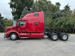 Used 2022 Peterbilt 579 Sleeper in Portage Indiana