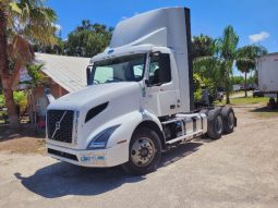 Used 2020 Volvo VNR Day Cab in PALMDALE Florida