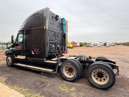 Used 2012 Freightliner Cascadia 125 Sleeper in Laredo Texas