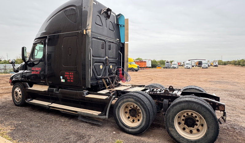 
								Used 2012 Freightliner Cascadia 125 Sleeper in Laredo Texas full									