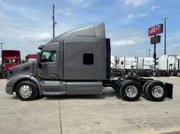 Used 2019 Peterbilt 579 Sleeper in San Antonio Texas