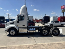 Used 2019 Peterbilt 579 Day Cab in San Antonio Texas