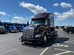 Used 2020 Peterbilt 579 Sleeper in Sauget Illinois