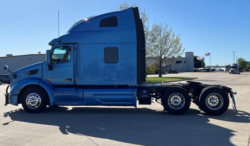 
								Used 2021 Peterbilt 579 Sleeper in Greensboro North Carolina full									