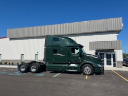 Used 2021 Peterbilt 579 Sleeper in Jeffersonville Indiana