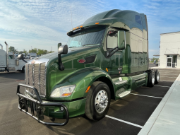 Used 2020 Peterbilt 579 Sleeper in Jeffersonville Indiana