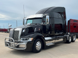 Used 2021 Western Star 5700 Sleeper in Strafford Missouri