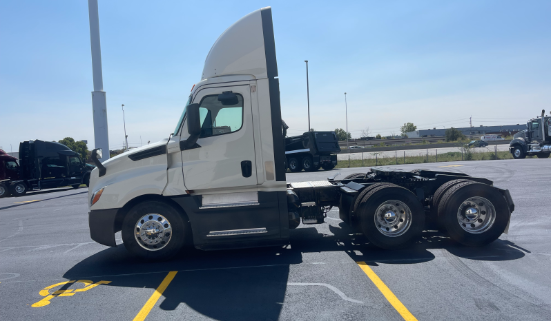 
								Used 2020 Freightliner Cascadia 126 Day Cab in Cincinnati Ohio full									