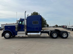 Used 2022 Peterbilt 389 Sleeper in Strafford Missouri