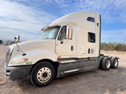 Used 2016 International PROSTAR122 Sleeper in Laredo Texas