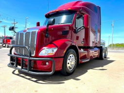 Used 2021 Peterbilt 579 Sleeper in Joplin Missouri