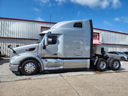 Used 2020 Peterbilt 579 Sleeper in Strafford Missouri