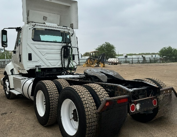 
								Used 2016 International Prostar Day Cab in Laredo Texas full									