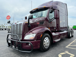 Used 2021 Peterbilt 579 Sleeper in Sauget Illinois