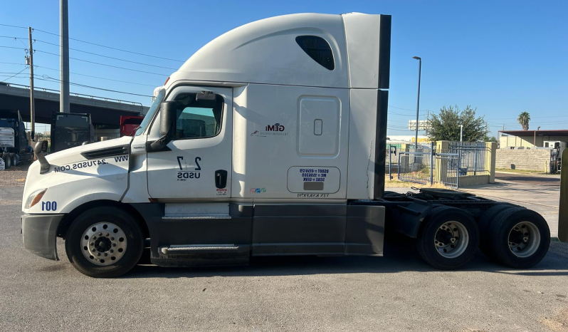 
								Used 2019 Freightliner Cascadia Sleeper in Laredo Texas full									