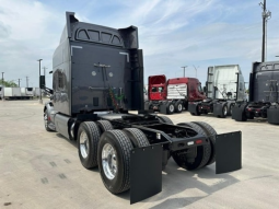 Used 2019 Peterbilt 579 Sleeper in San Antonio Texas