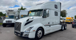 Used 2019 Volvo VNL 860 Sleeper in Miami Florida