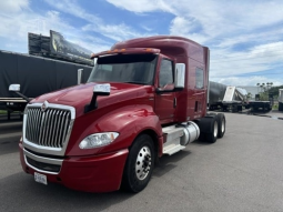 Used 2018 International LT Sleeper in Lakeland Florida